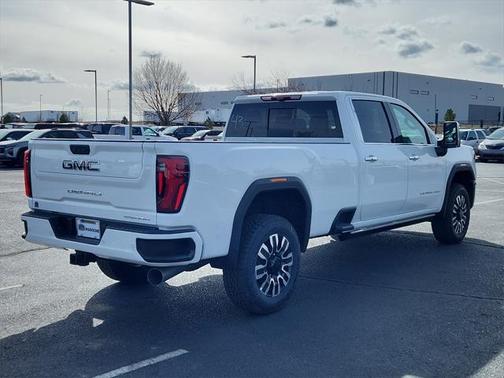2025 GMC Sierra 3500 Denali