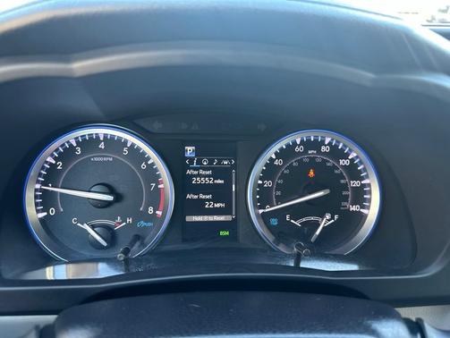 Predawn Gray Mica 2019 Toyota Highlander XLE