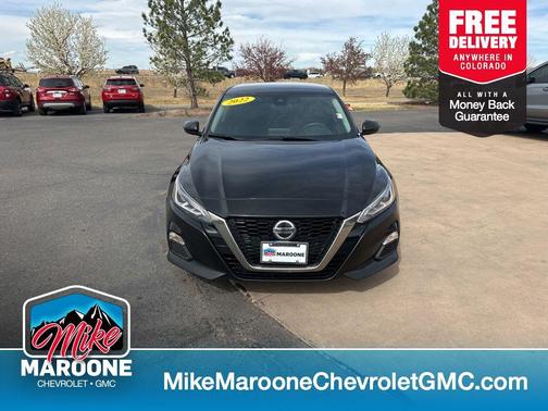 Super Black Clearcoat 2022 Nissan Altima SR Intelligent AWD