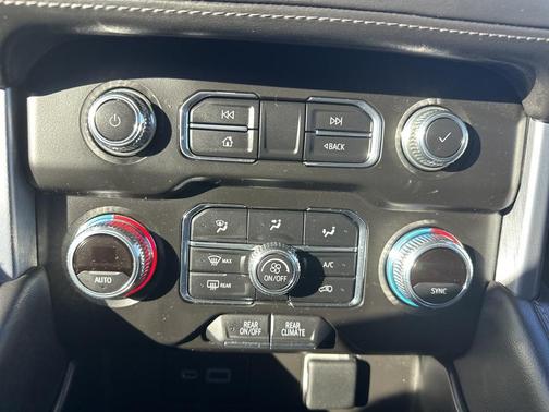 2023 GMC Yukon XL SLE