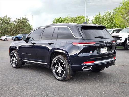 2023 Jeep Grand Cherokee Summit