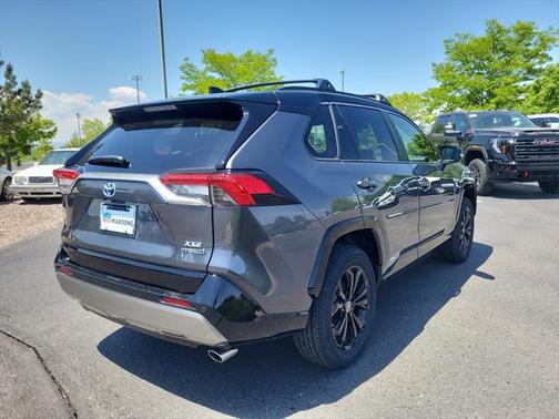 2023 Toyota RAV4 Hybrid SE