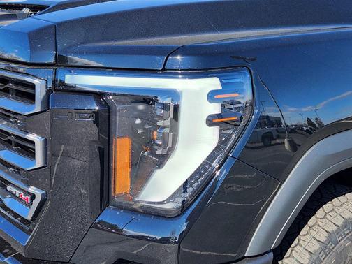 2026 GMC Sierra 2500 AT4