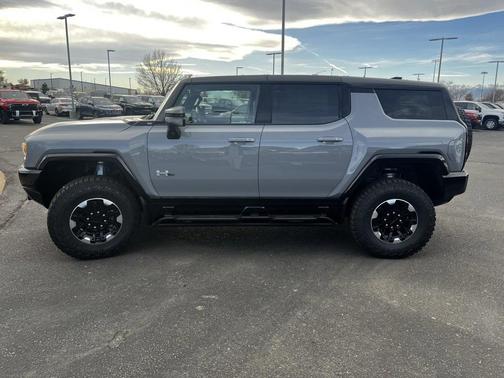 2025 GMC HUMMER EV SUV 3X