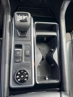2024 Nissan Pathfinder SL 4WD