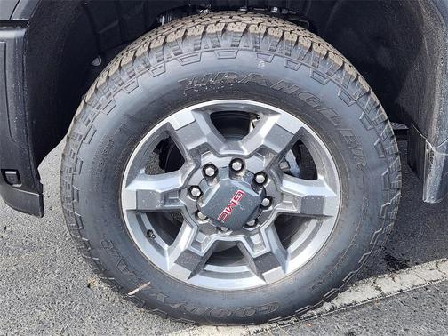 2026 GMC Sierra 2500 SLT