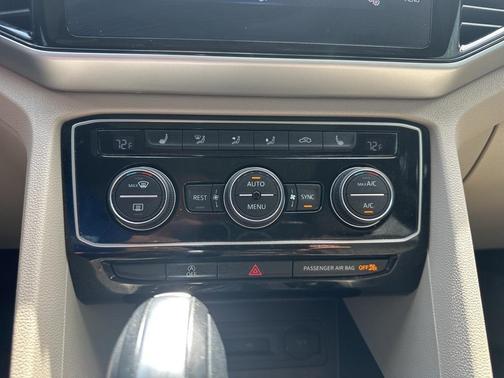 2023 Volkswagen Atlas 3.6L SEL Premium