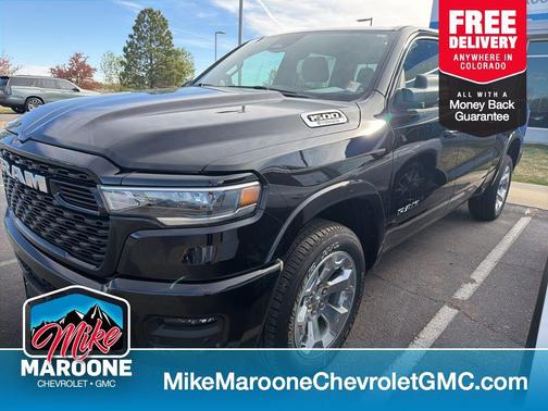 Diamond Black Crystal Pearlcoat 2025 RAM 1500 Big Horn/Lone Star