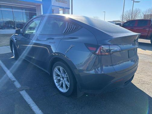 2023 Tesla Model Y Long Range Dual Motor All-Wheel Drive