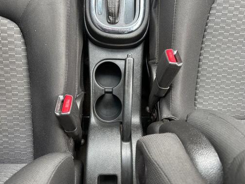 Arctic Ice 2011 Chevrolet HHR LT