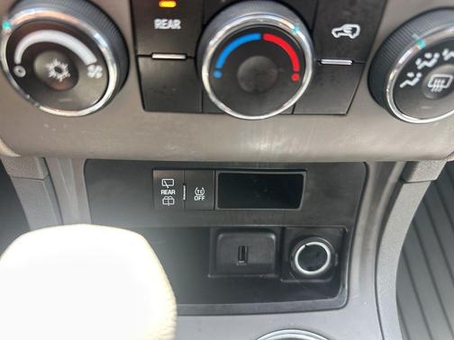 Tungsten Metallic 2016 Chevrolet Traverse LS