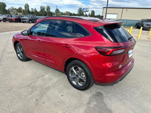 Rapid Red Metallic Tinted Clearcoat 2023 Ford Escape ST-Line