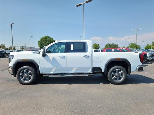 2025 GMC Sierra 2500 SLT