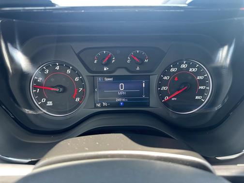 Summit White 2022 Chevrolet Camaro 1LT