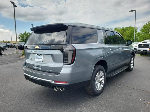 2025 Chevrolet Suburban Premier