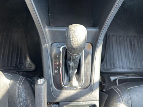 Ice Silver Metallic 2015 Subaru XV Crosstrek 2.0i Limited