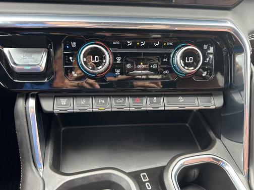 2024 GMC Sierra 3500 Denali