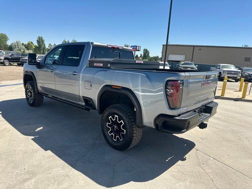 Sterling Metallic 2025 GMC Sierra 1500 AT4X