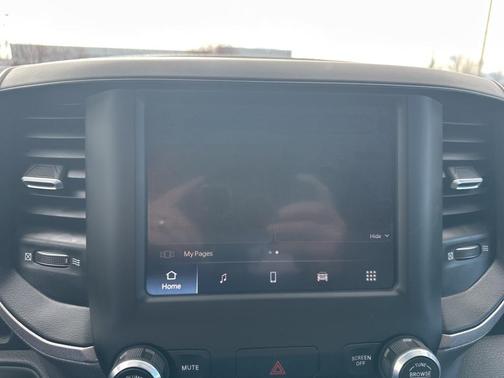 2024 RAM 2500 Tradesman Crew Cab 4x4 8' Box