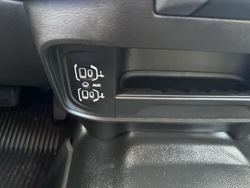 2024 RAM 2500 Tradesman Crew Cab 4x4 8' Box