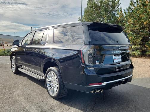 2025 Chevrolet Suburban Premier