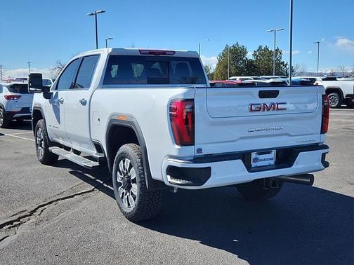2025 GMC Sierra 2500 Denali