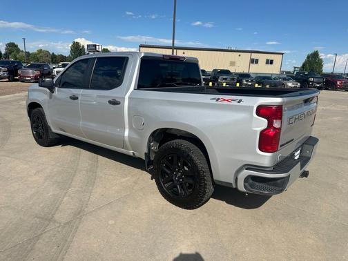 Silver Ice Metallic 2022 Chevrolet Silverado 1500 Custom