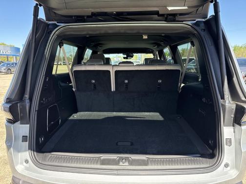 2026 Jeep Grand Wagoneer L Base