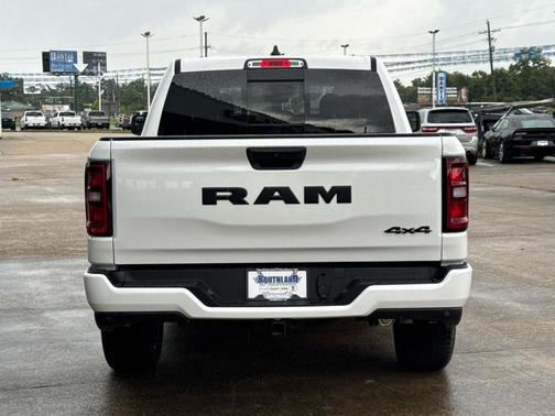 Bright White Clearcoat 2026 RAM 1500 Tradesman