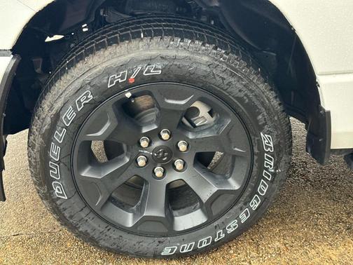 Bright White Clearcoat 2026 RAM 1500 Tradesman