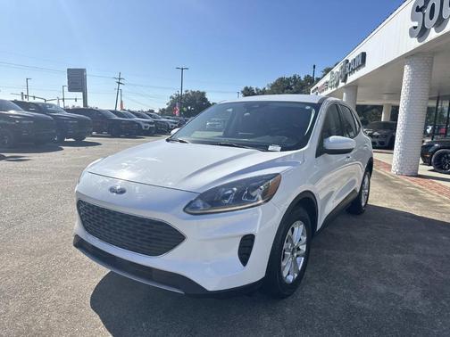 2021 Ford Escape SE