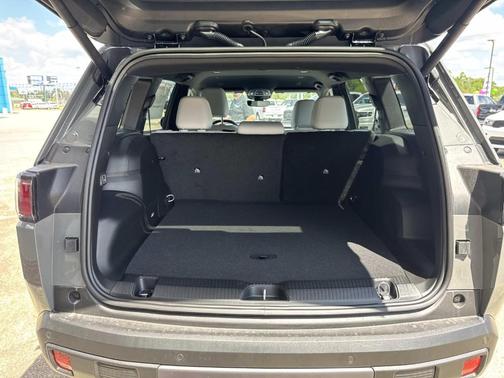 Sting Gray Clearcoat 2026 Jeep Cherokee Limited