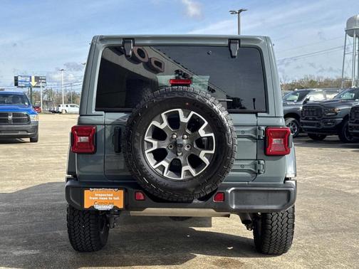 2024 Jeep Wrangler Sahara