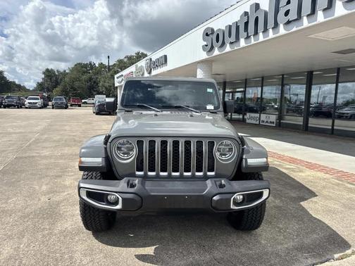 2020 Jeep Gladiator Overland