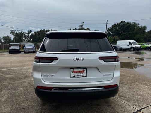2025 Jeep Grand Cherokee L Laredo