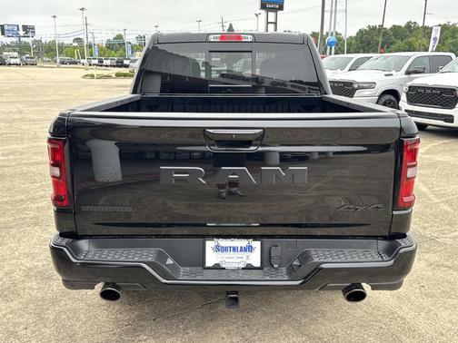 Diamond Black 2026 RAM 1500 Big Horn/Lone Star