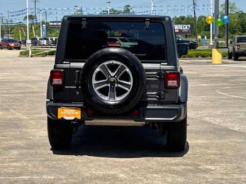 2020 Jeep Wrangler Unlimited Sahara