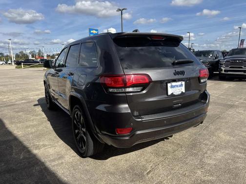 2021 Jeep Grand Cherokee Laredo