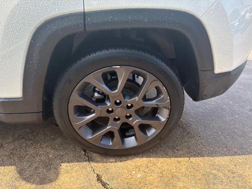 2021 Jeep Compass 80th Special Edition