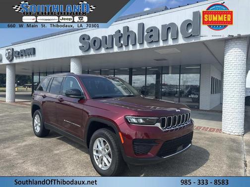 2025 Jeep Grand Cherokee Laredo