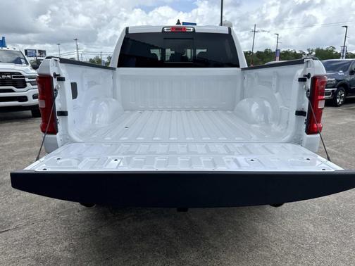 Bright White Clearcoat 2026 RAM 1500 Laramie