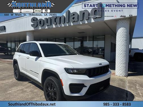 2025 Jeep Grand Cherokee Laredo