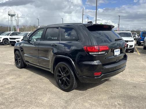 2021 Jeep Grand Cherokee Laredo