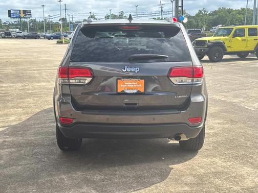 2021 Jeep Grand Cherokee Laredo