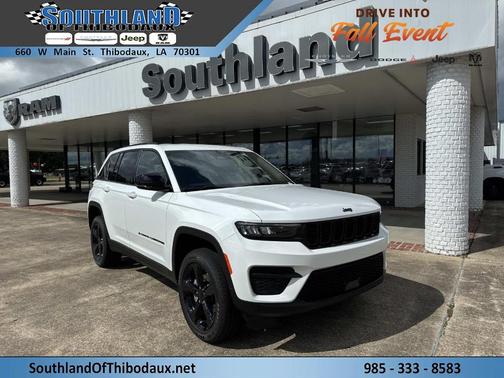 2025 Jeep Grand Cherokee Laredo