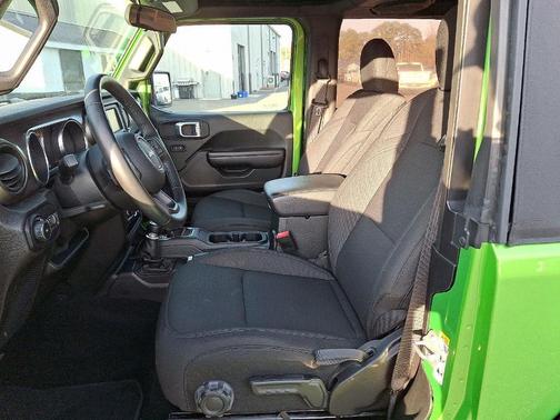 2020 Jeep Wrangler Sport