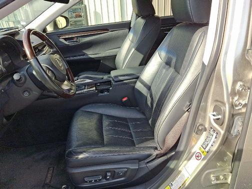 2018 Lexus ES 300h Base