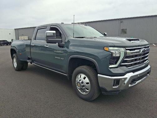 2025 Chevrolet Silverado 3500 LTZ