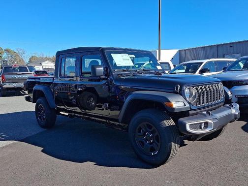2026 Jeep Gladiator Sport