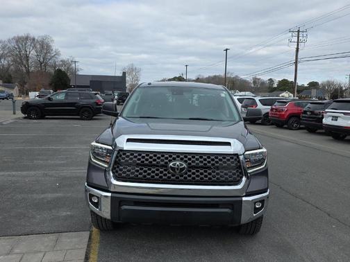2018 Toyota Tundra SR5
